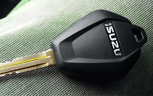Isuzu car key